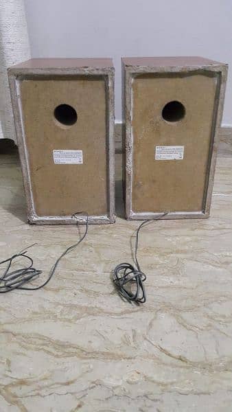 Sony Woofer Rs. 4000 2