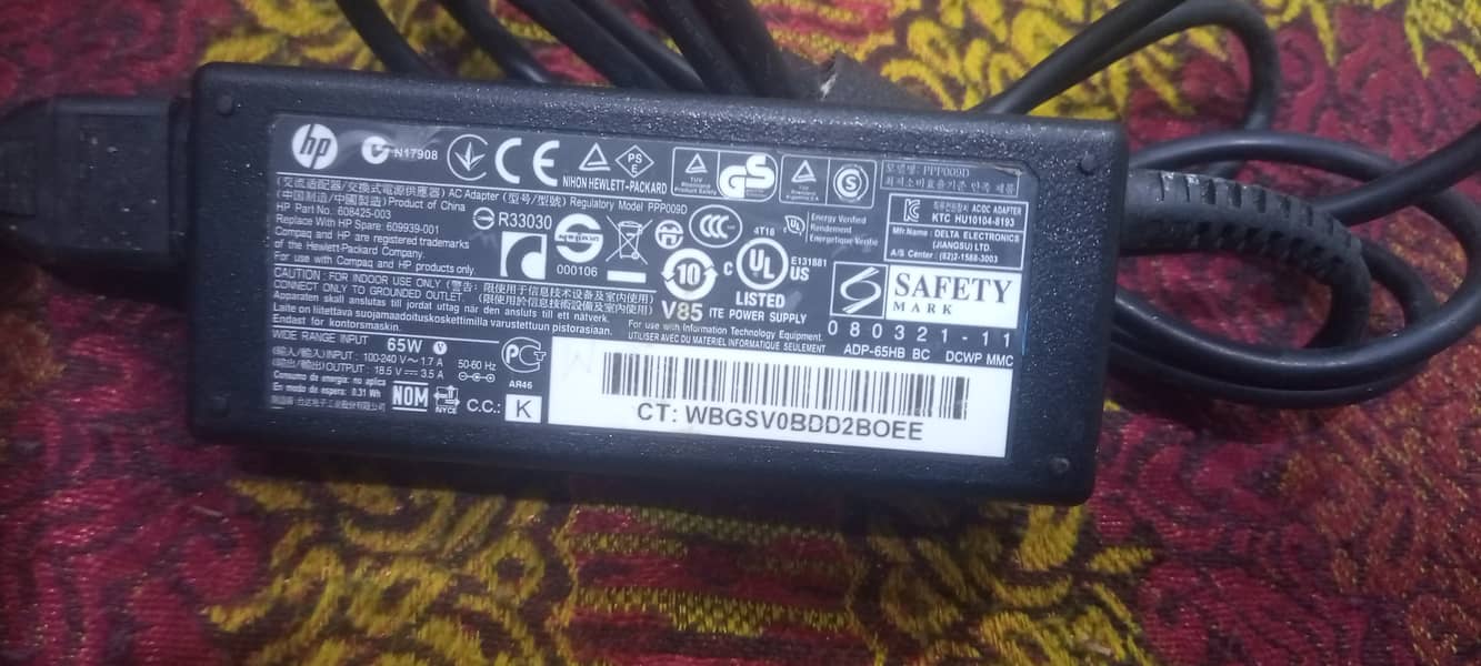 Laptop Charger HP Almost New 3