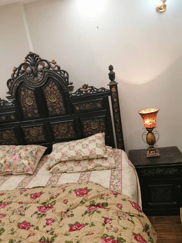 1 BED BRAND NEW FULL FURNISHED FULL LUXURY IDEAL EXCELLENT FLAT FOR RENT IN BAHRIA TOWN LAHORE 7
