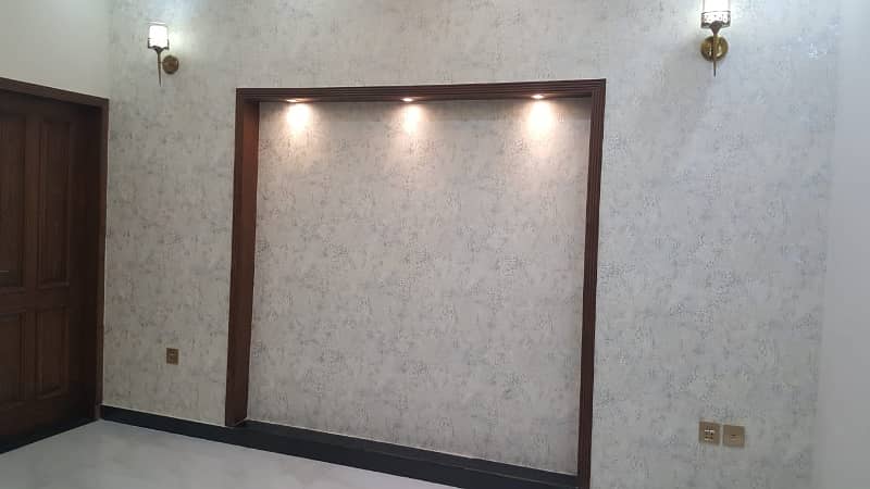 10 MARLA BRAND NEW EXCELLENT CONDITION IDEAL GOOD FULL HOUSE FOR RENT IN QUAID BLOCK BAHRIA TOWN LAHORE 6