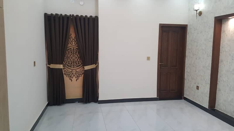 10 MARLA BRAND NEW EXCELLENT CONDITION IDEAL GOOD FULL HOUSE FOR RENT IN QUAID BLOCK BAHRIA TOWN LAHORE 7
