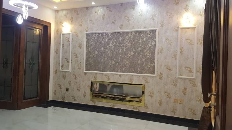 10 MARLA BRAND NEW EXCELLENT CONDITION IDEAL GOOD FULL HOUSE FOR RENT IN QUAID BLOCK BAHRIA TOWN LAHORE 22