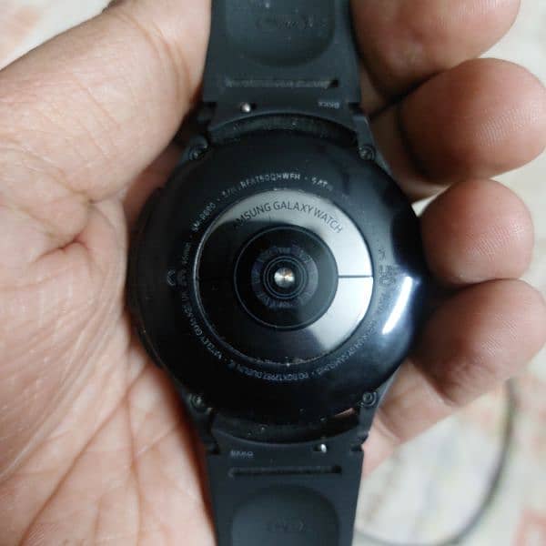 Samsung Galaxy watch 4 Classic 2