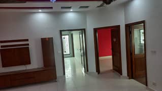 UPPER PORTION OF 10 MARLA LOWER LOCKED IDEAL BRAND NEW CONDITION GOOD HOUSE FOR RENT IN IQBAL BLOCK BAHRIA TOWN LAHORE 0