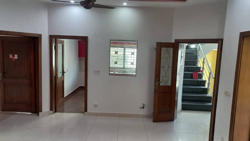 UPPER PORTION OF 10 MARLA LOWER LOCKED IDEAL BRAND NEW CONDITION GOOD HOUSE FOR RENT IN IQBAL BLOCK BAHRIA TOWN LAHORE 12