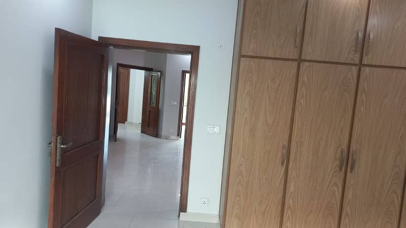 UPPER PORTION OF 10 MARLA LOWER LOCKED IDEAL BRAND NEW CONDITION GOOD HOUSE FOR RENT IN IQBAL BLOCK BAHRIA TOWN LAHORE 16