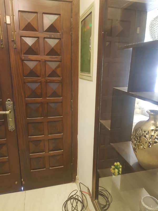 LOWER PORTION OF 10 MARLA LIKE A BRAND NEW GOOD EXCELLENT CONDITION HOUSE FOR RENT IN OVERSEAS A BLOCK BAHRIA TOWN LAHORE 6