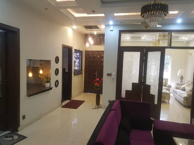 LOWER PORTION OF 10 MARLA LIKE A BRAND NEW GOOD EXCELLENT CONDITION HOUSE FOR RENT IN OVERSEAS A BLOCK BAHRIA TOWN LAHORE 15