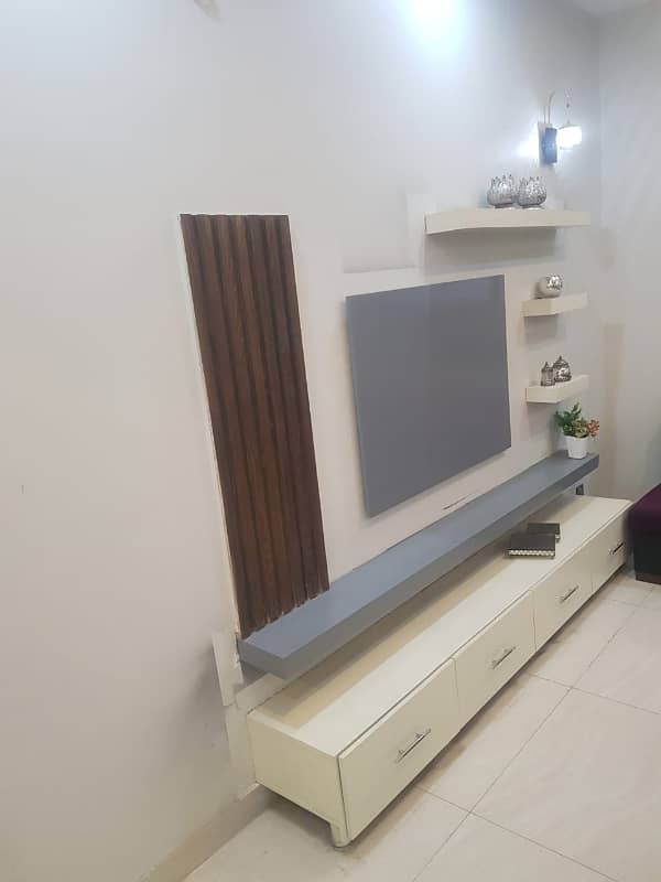 LOWER PORTION OF 10 MARLA LIKE A BRAND NEW GOOD EXCELLENT CONDITION HOUSE FOR RENT IN OVERSEAS A BLOCK BAHRIA TOWN LAHORE 37