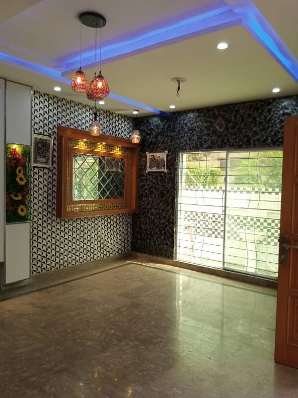 UPPER PORTION OF 5 MARLA LIKE A BRAND NEW CONDITION EXCELLENT GOOD HOUSE FOR RENT IN AA BLOCK BAHRIA TOWN LAHORE 2
