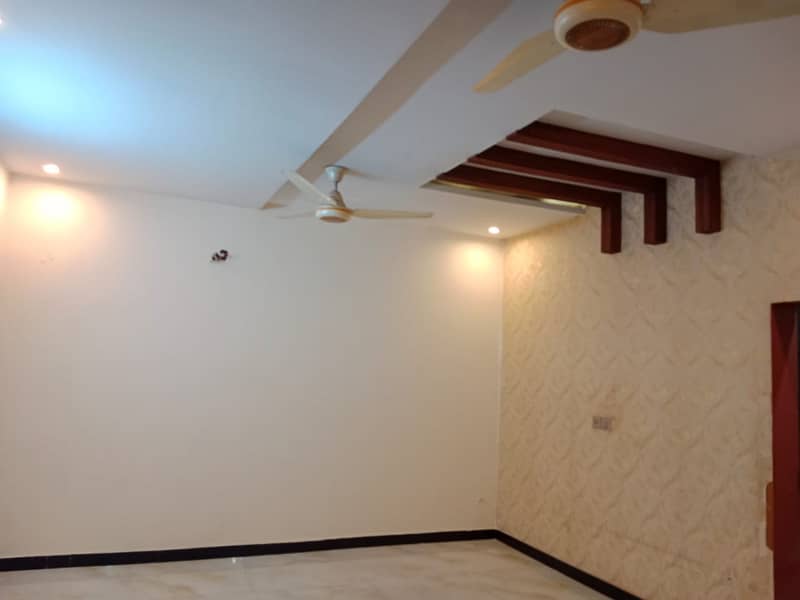 LOWER PORTION OF 5 MARLA LIKE A NEW EXCELLENT GOOD CONDITION HOUSE FOR RENT IN CC BLOCK BAHRIA TOWN LAHORE 1