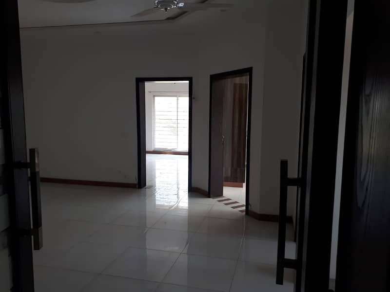 LOWER PORTION OF 5 MARLA LIKE A NEW EXCELLENT GOOD CONDITION HOUSE FOR RENT IN CC BLOCK BAHRIA TOWN LAHORE 20