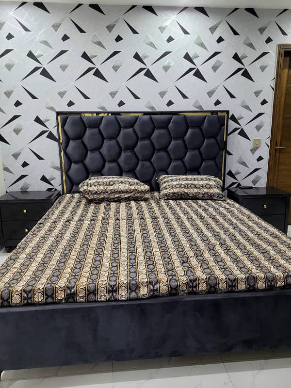 1 BED BRAND NEW FULLY FURNISHED LUXURY IDEAL EXCELLENT FLAT FOR RENT IN BAHRIA TOWN LAHORE 7