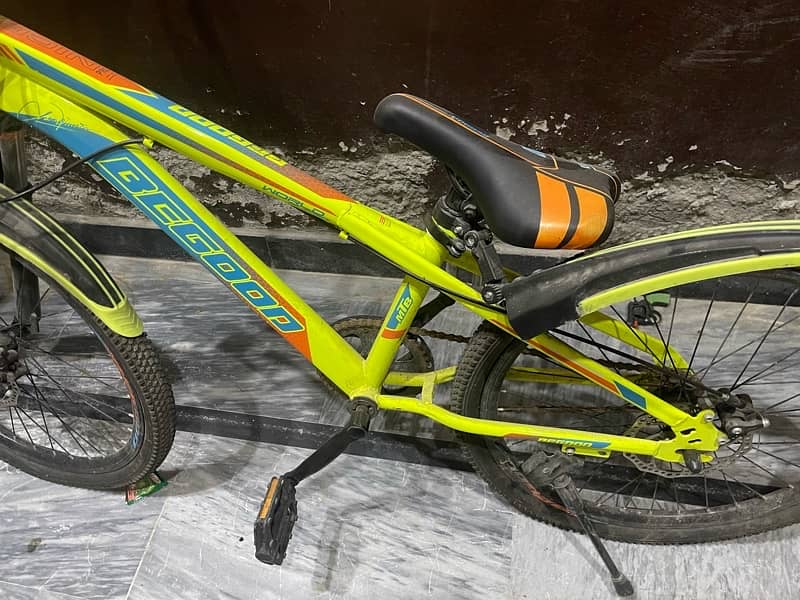 green mountain bycicle for kids age 9 to 15 2