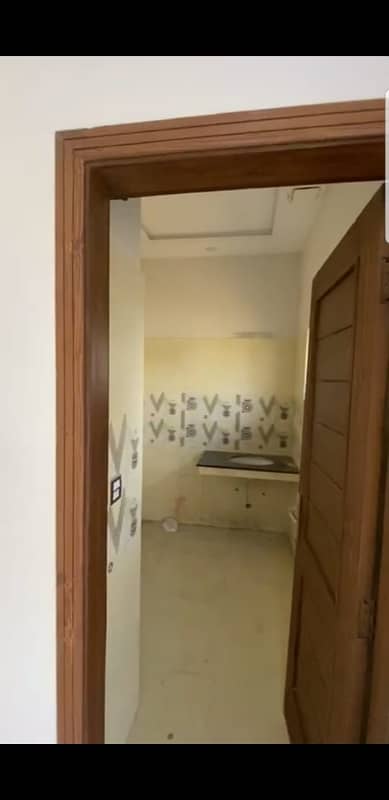 10 MARLA LIKE A NEW CONDITION LUXURY EXCELLENT GOOD UPPER PORTION HOUSE FOR RENT IN OVERSEAS B BLOCK BAHRIA TOWN LAHORE 6
