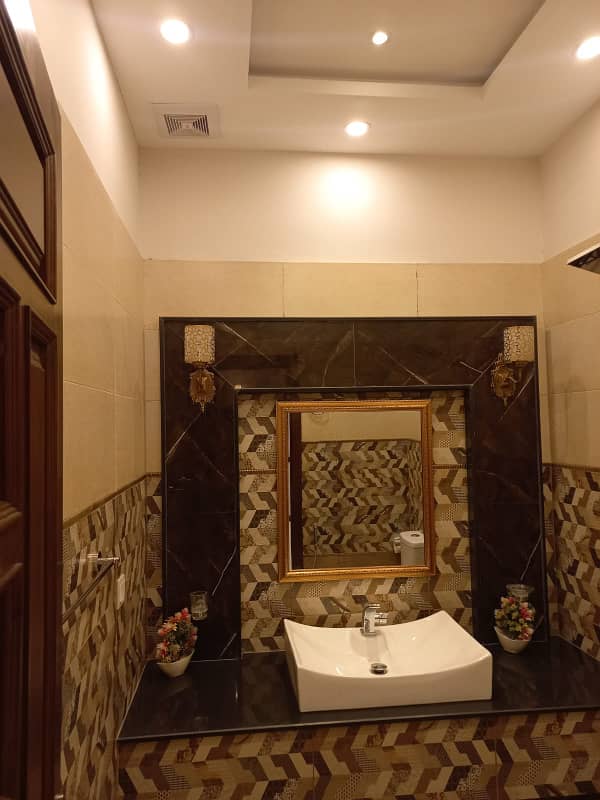 UPPER PORTION OF 10 MARLA BRAND NEW LUXURY CONDITION EXCELLENT GOOD FOR RENT IN AWAIS QARNI BLOCK BAHRIA TOWN LAHORE 4
