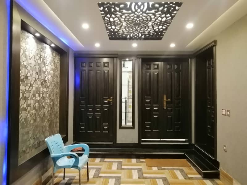 5 MARLA BRAND NEW LUXURY EXCELLENT GOOD CONDITION IDEAL FULL HOUSE FOR RENT IN AA BLOCK BAHRIA TOWN LAHORE 0