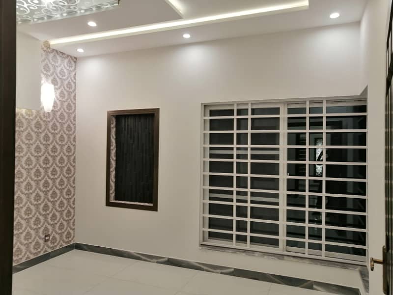 5 MARLA BRAND NEW LUXURY EXCELLENT GOOD CONDITION IDEAL FULL HOUSE FOR RENT IN AA BLOCK BAHRIA TOWN LAHORE 7