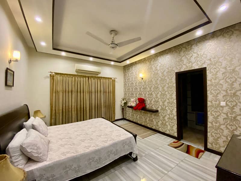 A Beautiful 1 Kanal 
Furnished 
Upper Portion Is Available For Rent In PHASE 4 DHA, Lahore 16