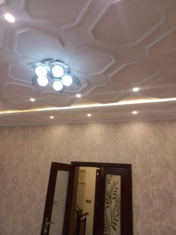 UPPER PORTION OF 10 MARLA BRAND NEW EXCELLENT CONDITION GOOD FOR RENT IN JASMINE BLOCK BAHRIA TOWN LAHORE 10