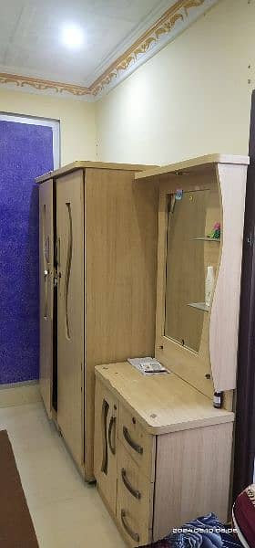 wardrobes ( Almari ) with dressing for sell 1