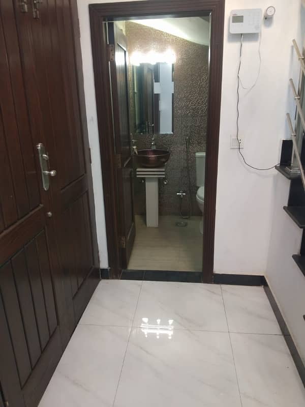 5 MARLA NEW CONDITION GOOD EXCELLENT IDEAL FULL HOUSE FOR RENT IN CC BLOCK BAHRIA TOWN LAHORE 16