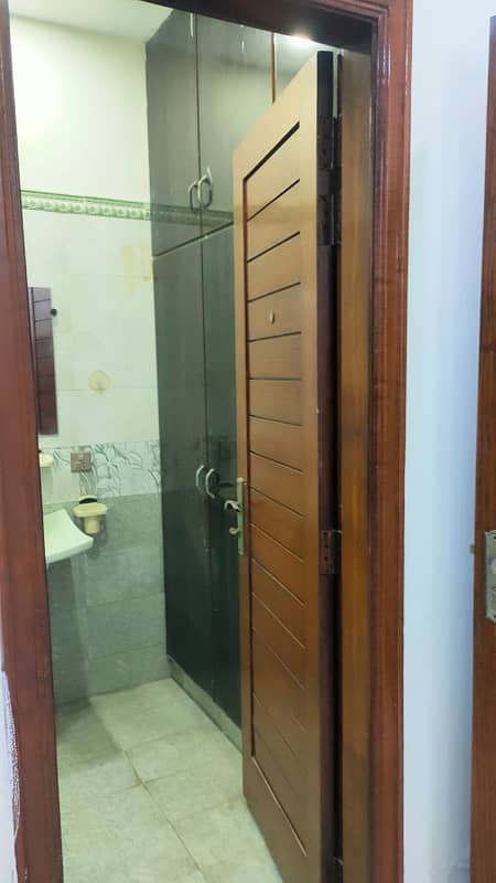 10 MARLA EXCELLENT LIKE A NEW CONDITION GOOD FULL HOUSE FOR RENT IN TULIP BLOCK BAHRIA TOWN LAHORE 4