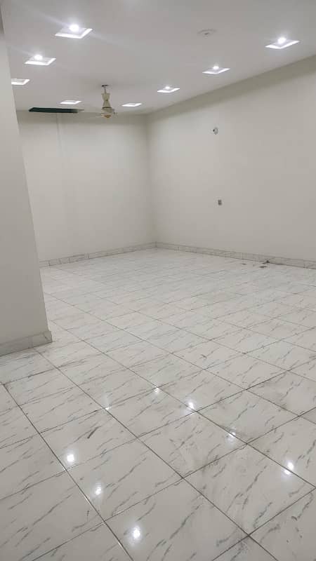 10 MARLA EXCELLENT LIKE A NEW CONDITION GOOD FULL HOUSE FOR RENT IN TULIP BLOCK BAHRIA TOWN LAHORE 27