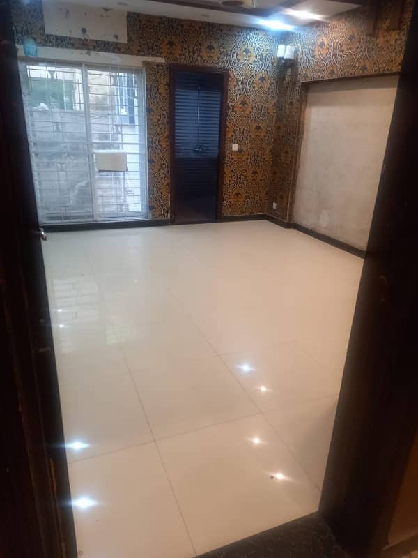 8 MARLA LIKE A NEW GOOD EXCELLENT CONDITION LOWER PORTION HOUSE FOR RENT IN UMAR BLOCK BAHRIA TOWN LAHORE 9