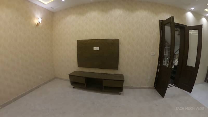 8 MARLA UPPER PORTION EXCELLENT NEW CONDITION GOOD HOUSE FOR RENT IN UMAR BLOCK BAHRIA TOWN LAHORE 19