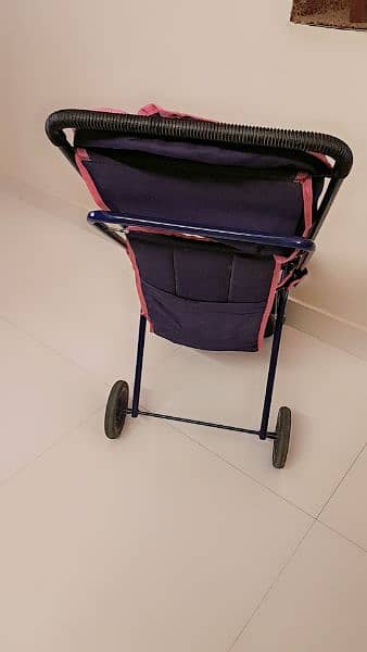 Foldable cabin size stroller 2