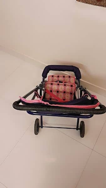 Foldable cabin size stroller 3