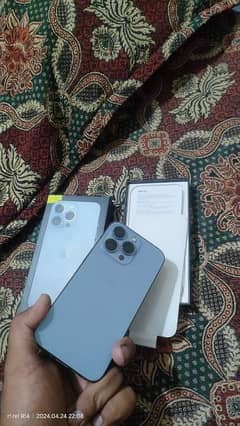 i phone 13 pro 256 battery 90 condition 10/ 10