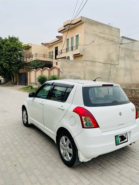 Suzuki Swift 2018 | Lahore registered GLX 1