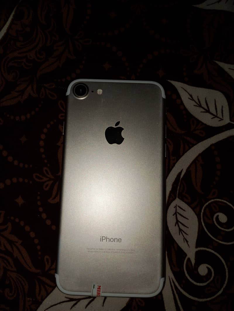 Iphone 7 non pta golden colour 3