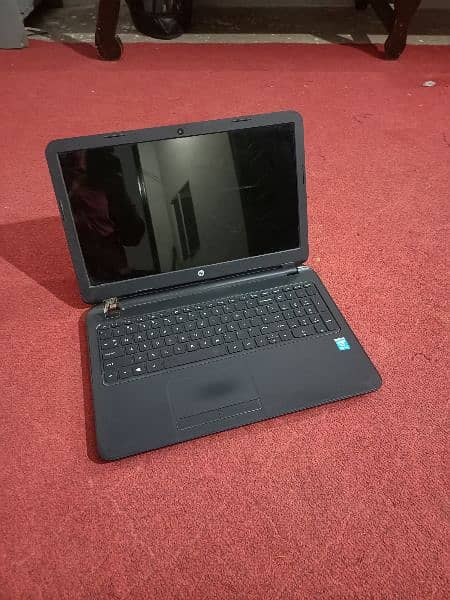 HP laptop for sell  ONLY CALL 03407837278 3