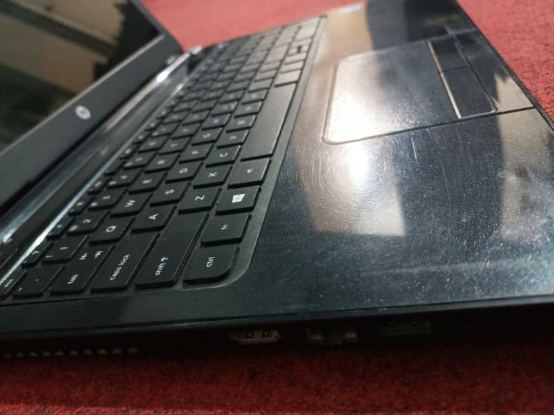HP laptop for sell  ONLY CALL 03407837278 4