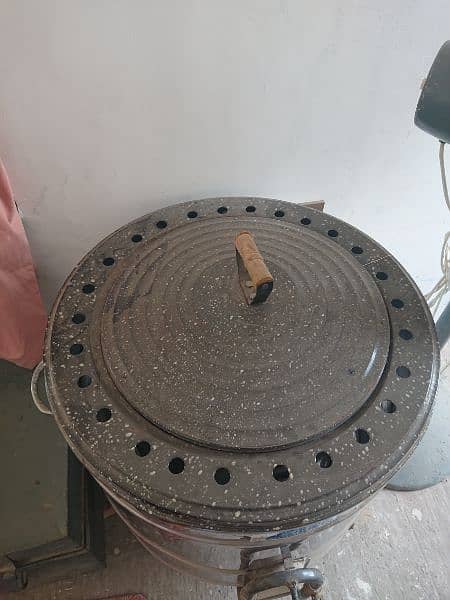 8 Roti Gas Tandoor with All Accessories Brand New 3