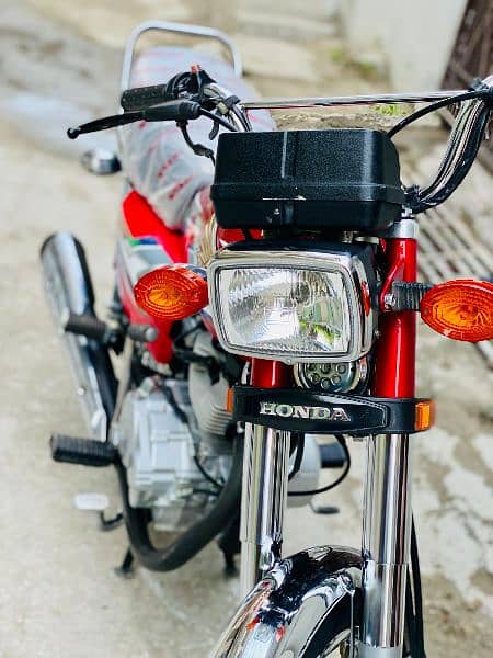 Honda CG 125cc urgent sale 9