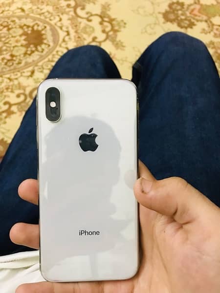 iPhone XS NON PTA 10/10 condition 6