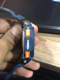 G Shock Casio 2020 square shape front glass crack