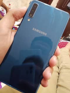 Samsung Galaxy A7 2018 0