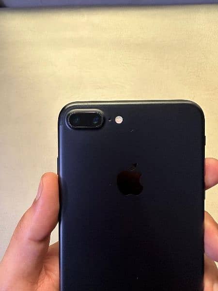 iphone 7 plus 32gb pta approved black color 4