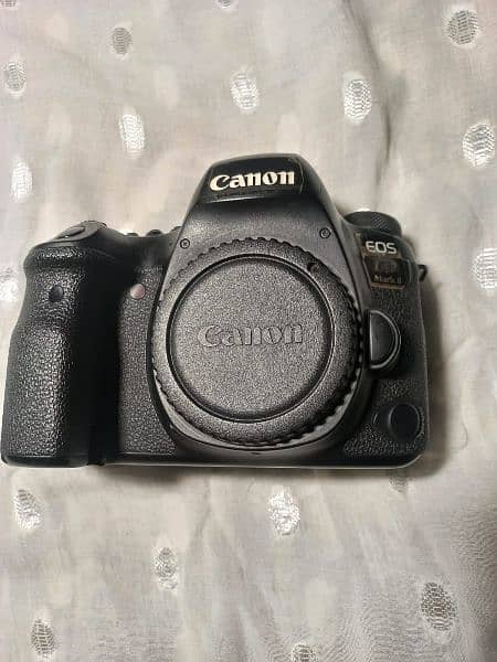 Canon 6d Mark ii with canon 24 105 4.0 mm lens 6