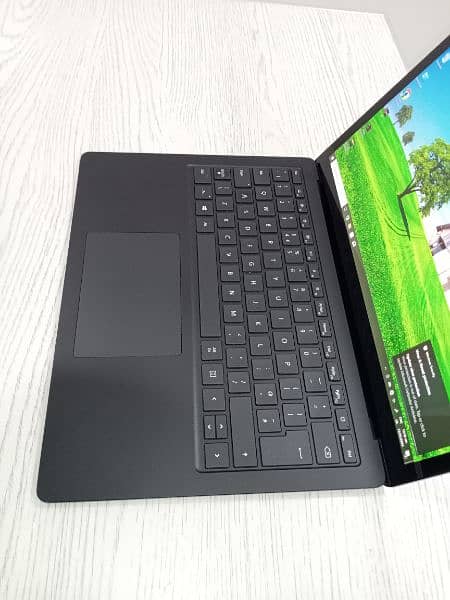 Microsoft laptop 3 core i7 10th gen quadcore 13.5 inch 2k touchscreen 6