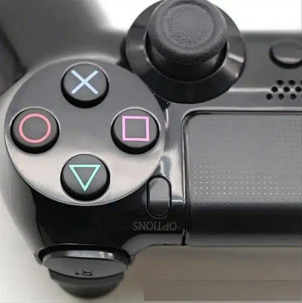 PS4 Controllers (04 qty. ) are available 4 Sale on Reasonable Price 5