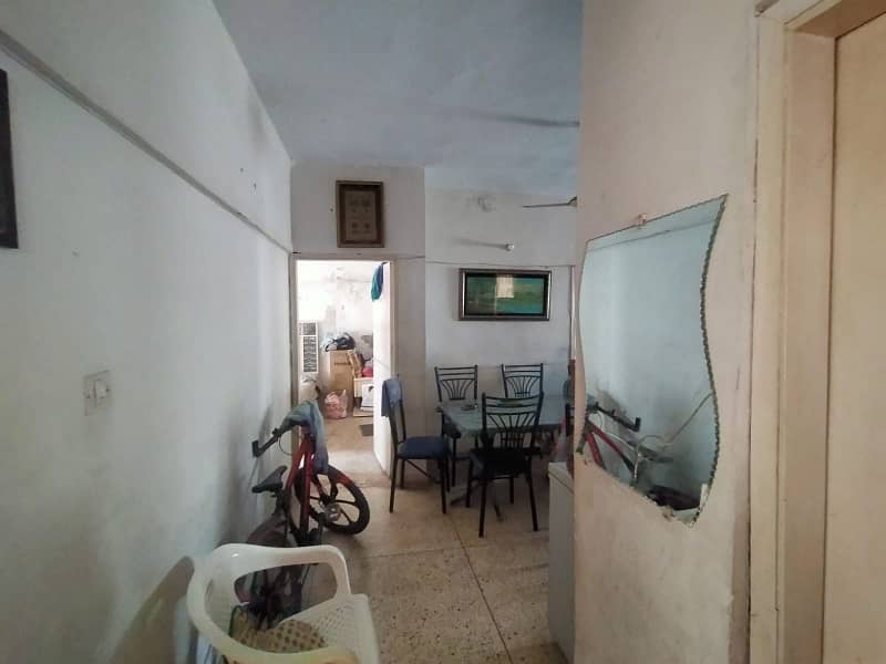 I am owner and selling my corner Apartment 5