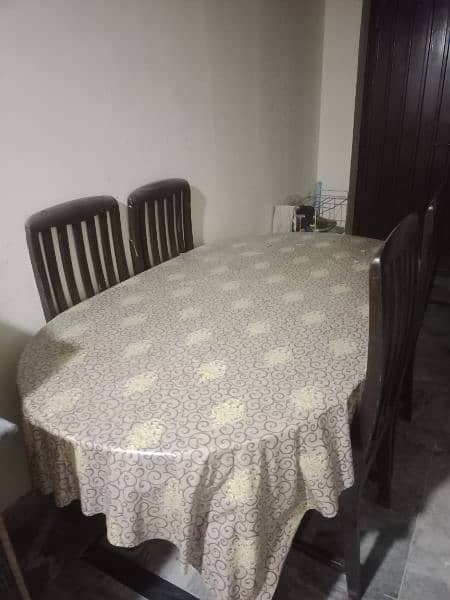Dining table for sale urgent 3