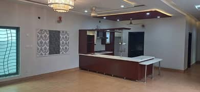12 Marla Owner Build House For Sale In Johar Town
