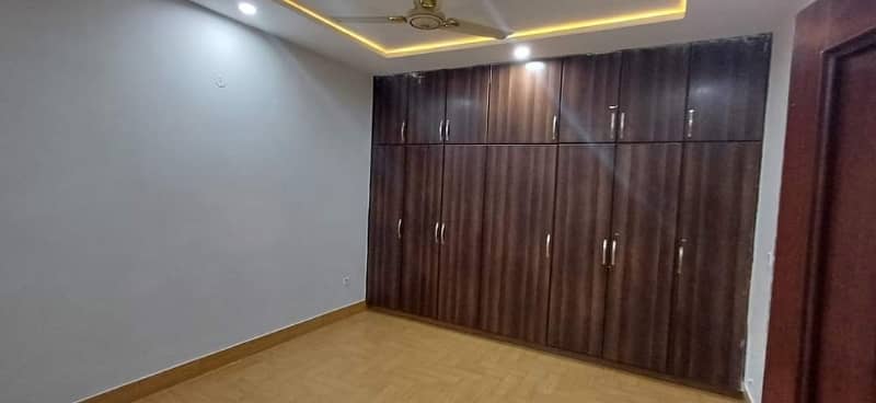 12 Marla Owner Build House For Sale In Johar Town 14